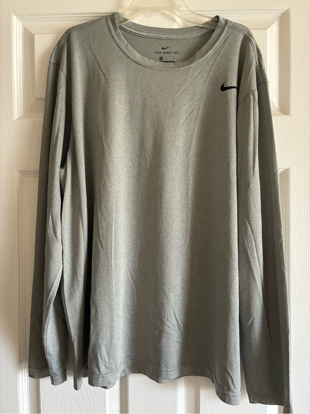 Nike Men’s Long-Sleeve Tee in Light Gray with Black Swoosh